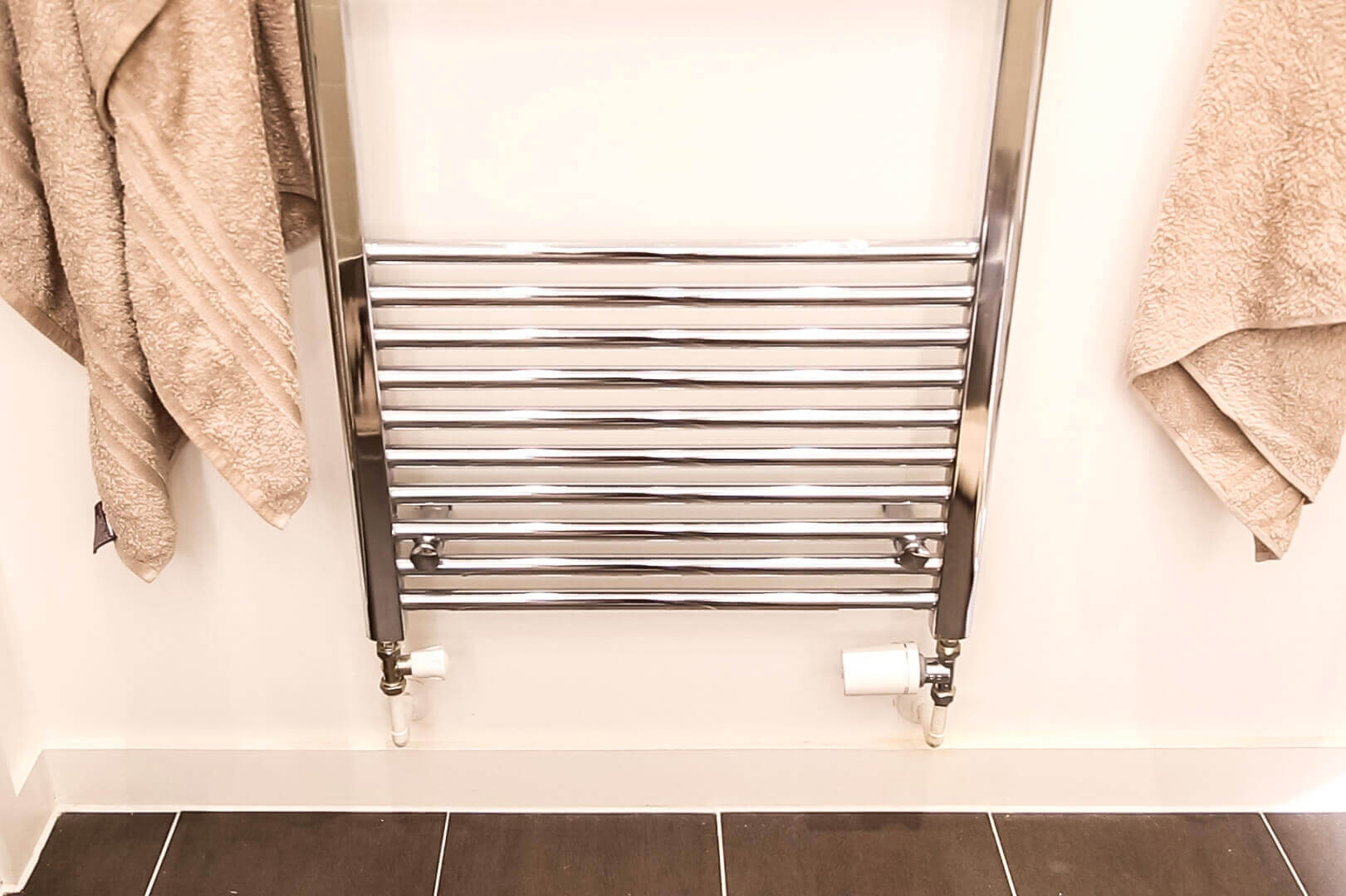 topný žebřík nerez