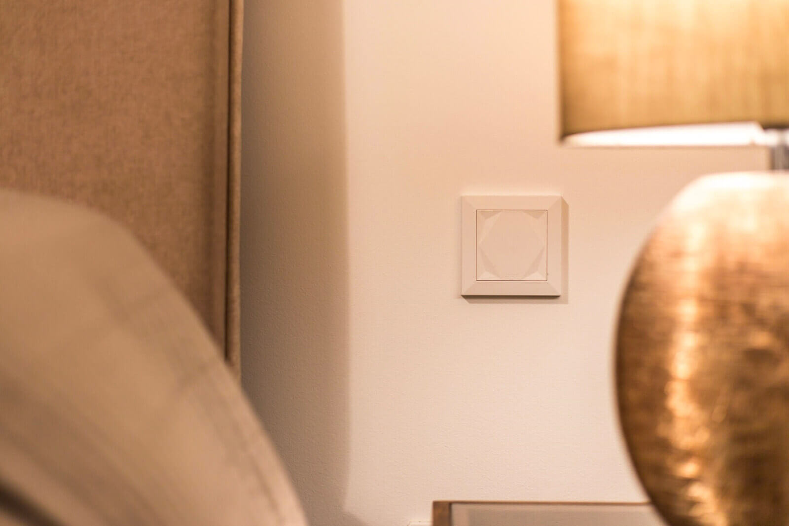 inteligentní dotykové tlačítko