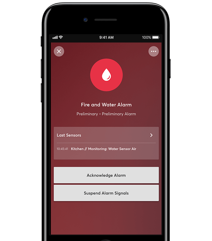 Notifikace v telefonu: únik vody v kuchyni