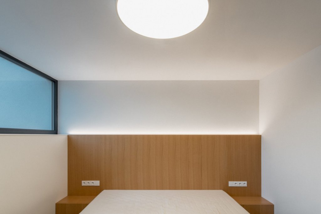 minimalistická ložnice