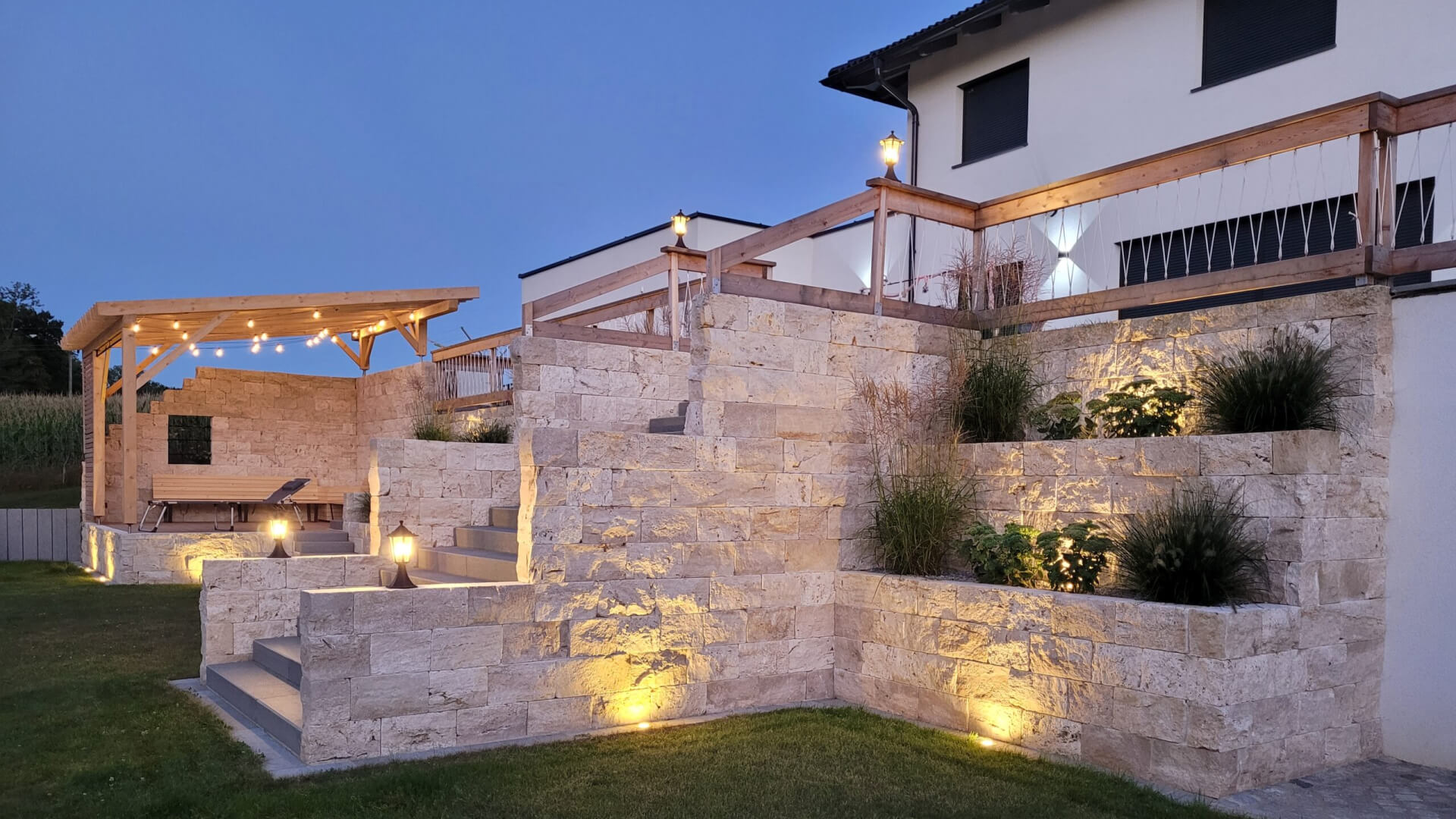 Osvětlení zahrady a terasy