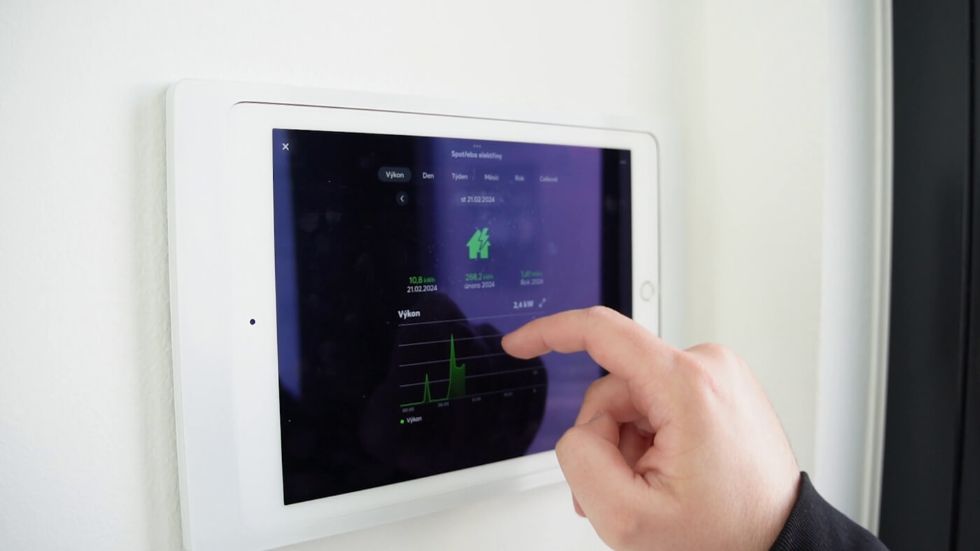 Přehled o spotřebě energie je k dispozici v aplikaci Loxone