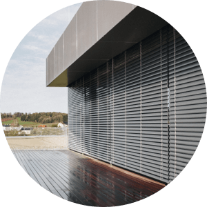 Jalousiesteuerung Gewerbeobjekt