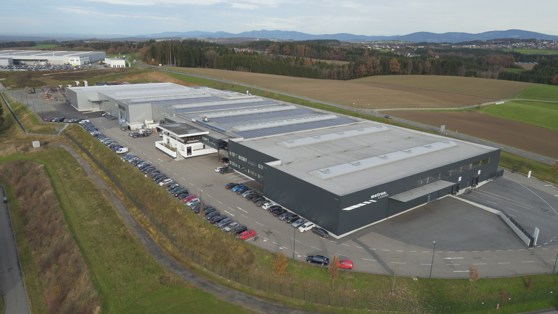 PH-Blog-metron-Vilshofen-2 Produktionshalle metron Vilshofen