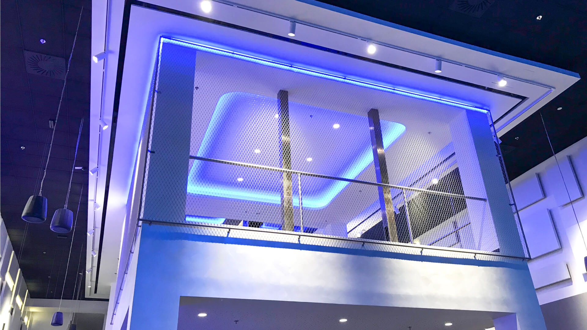 Blog-cineplexx-blue-lighting-balcony-C Cineplexx Millennium City Wien