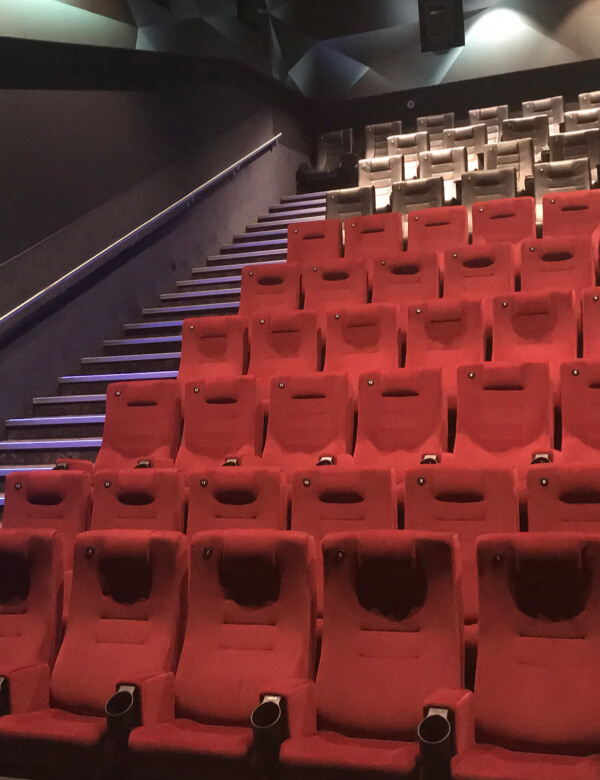 Blog-cineplexx-red-cinema-seats-C