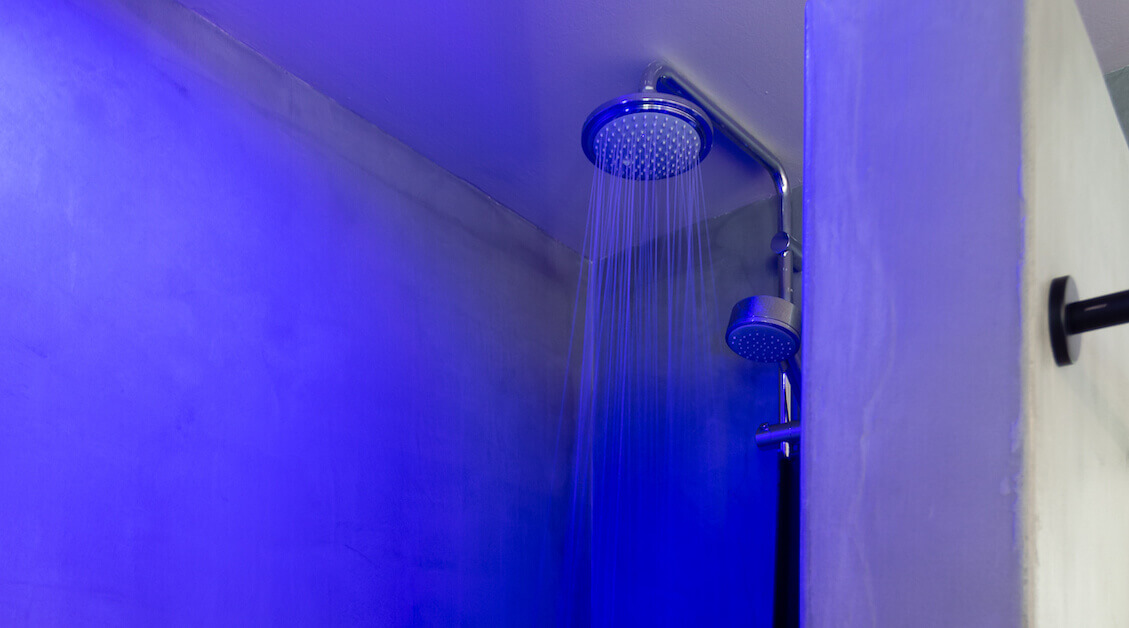 Suite-blue-ambient-light-for-shower