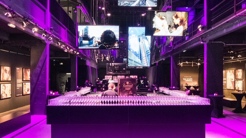 PH-Motorwerk-Berlin-2 Event set-up with purple led lighting around bar area