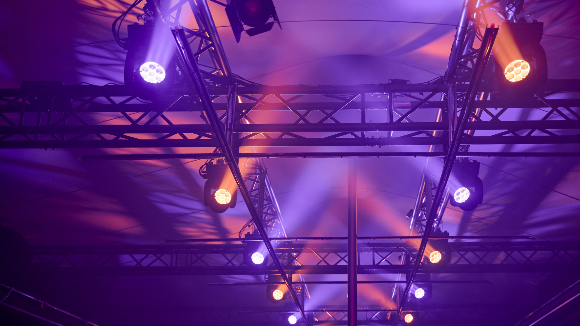 Ambient lighting of the restaurant.