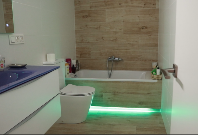 Baño baño piso reformado