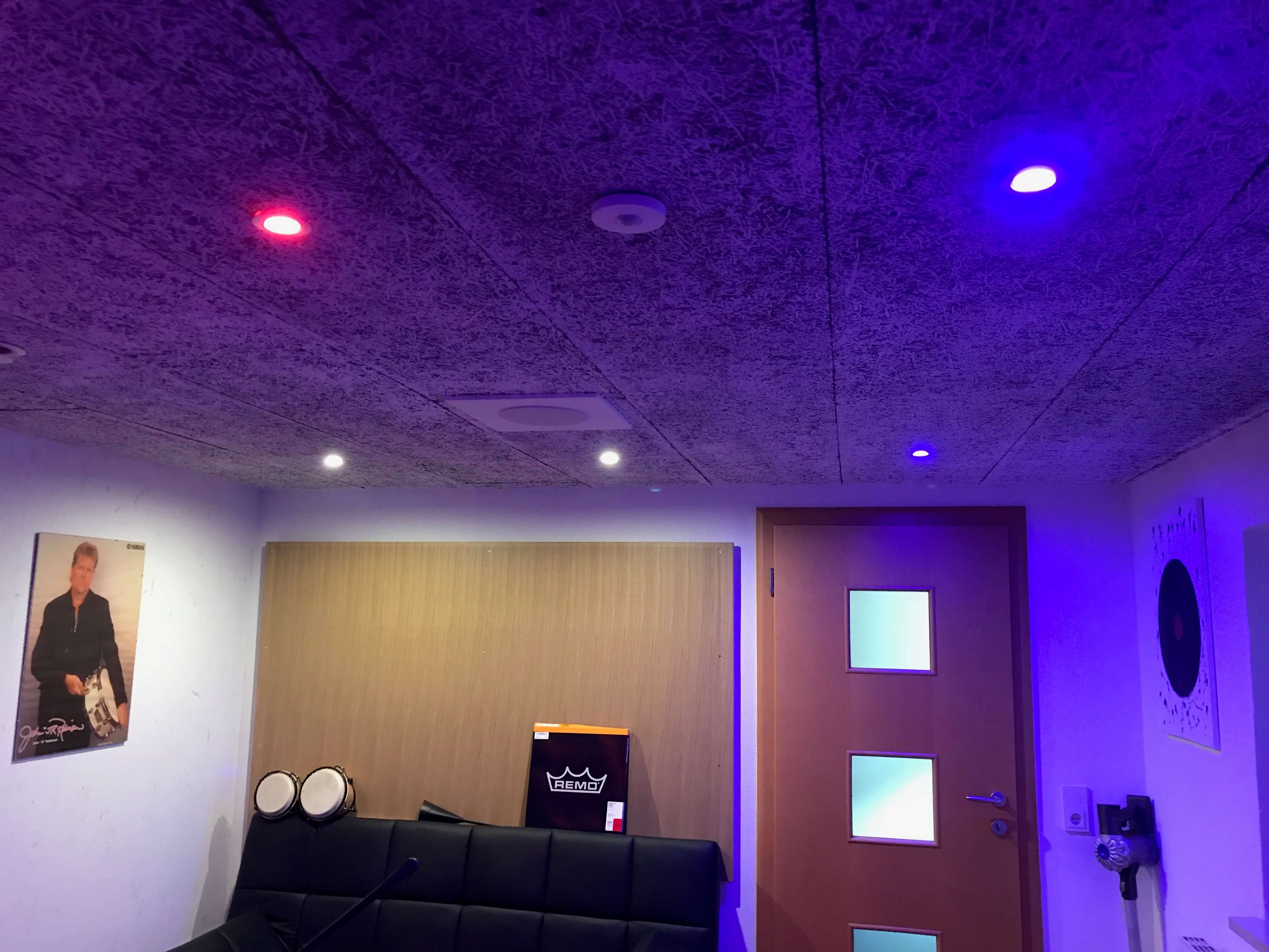 Lumière domotique - spots LED RGBW