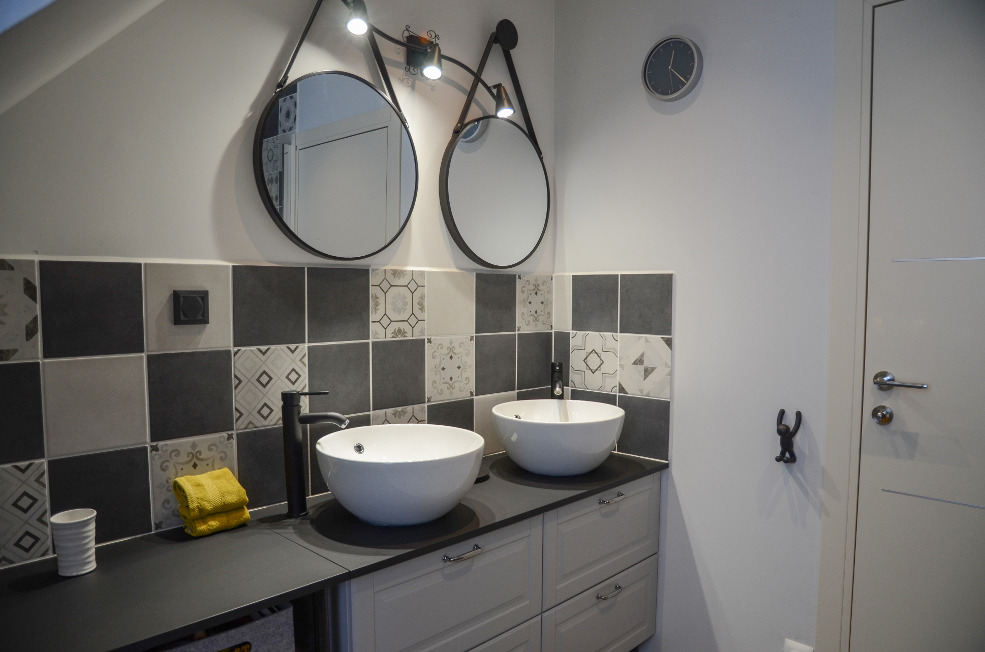 Salle de bain éclairage intelligent