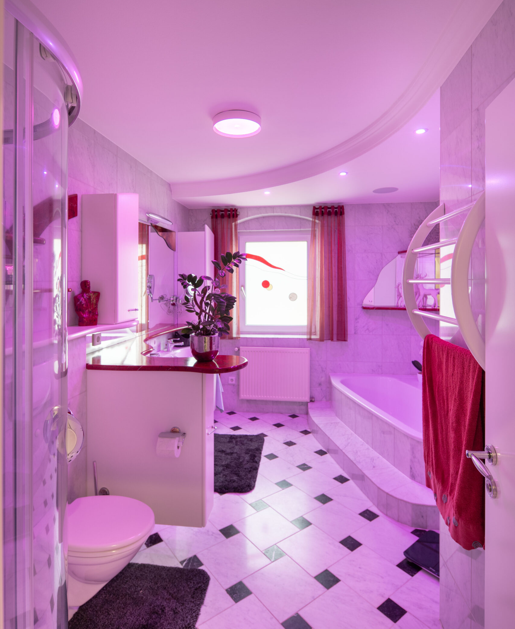 DALI Beleuchtung im Hotel Nils am See automatisiert mit Loxone.