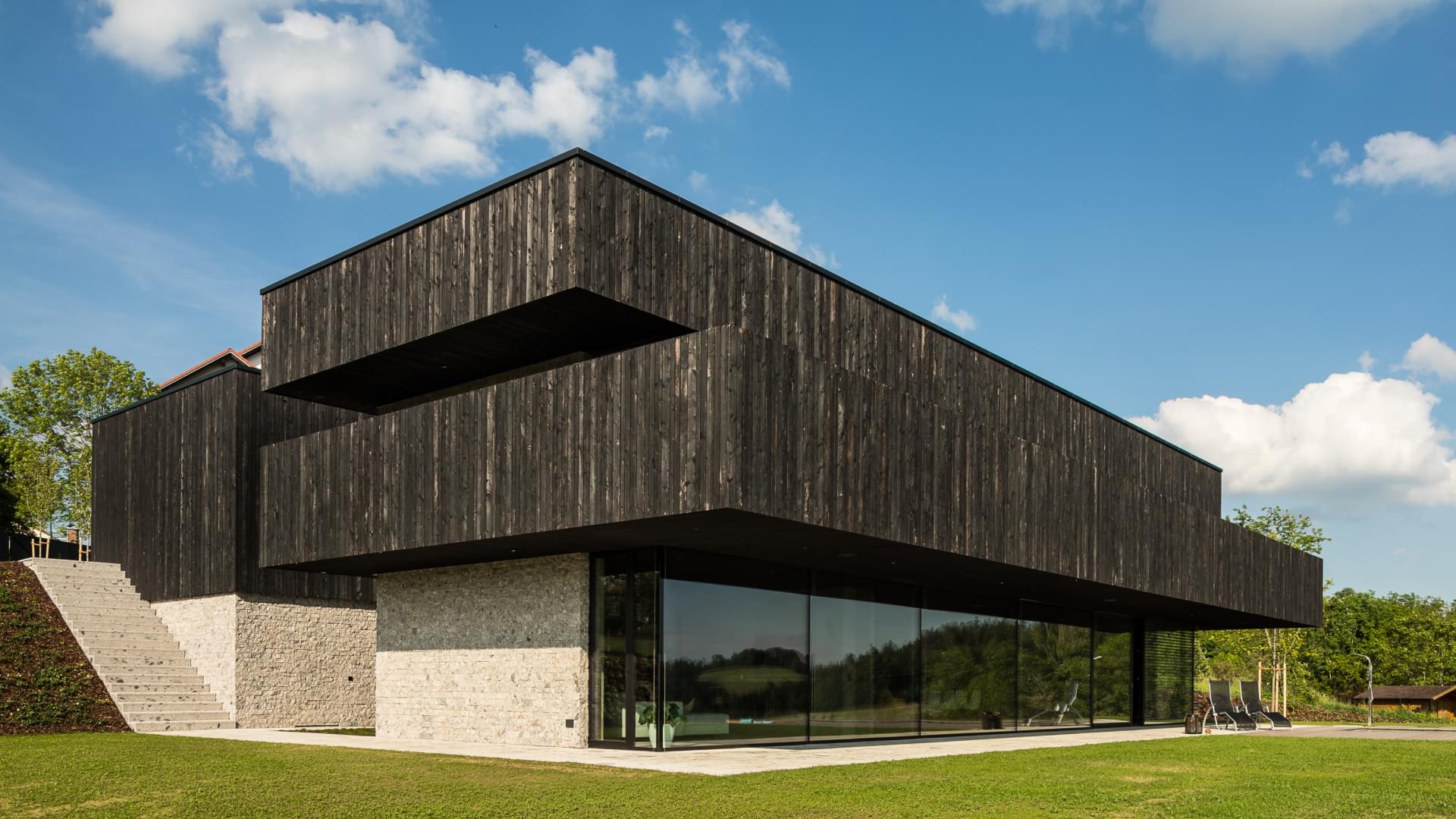 Garten von der Villa Larix