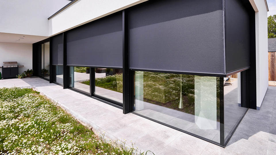 screens automatiseren met domotica van loxone