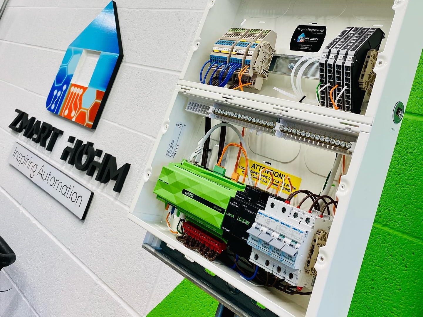 eHome2 Building Automation Panel Loxone Future Homes Standard