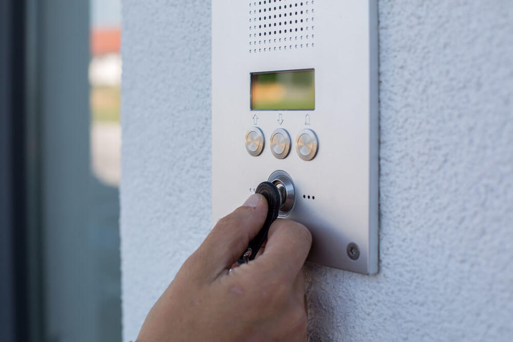 Inteligentny domofon Loxone Intercom XL z kamerą