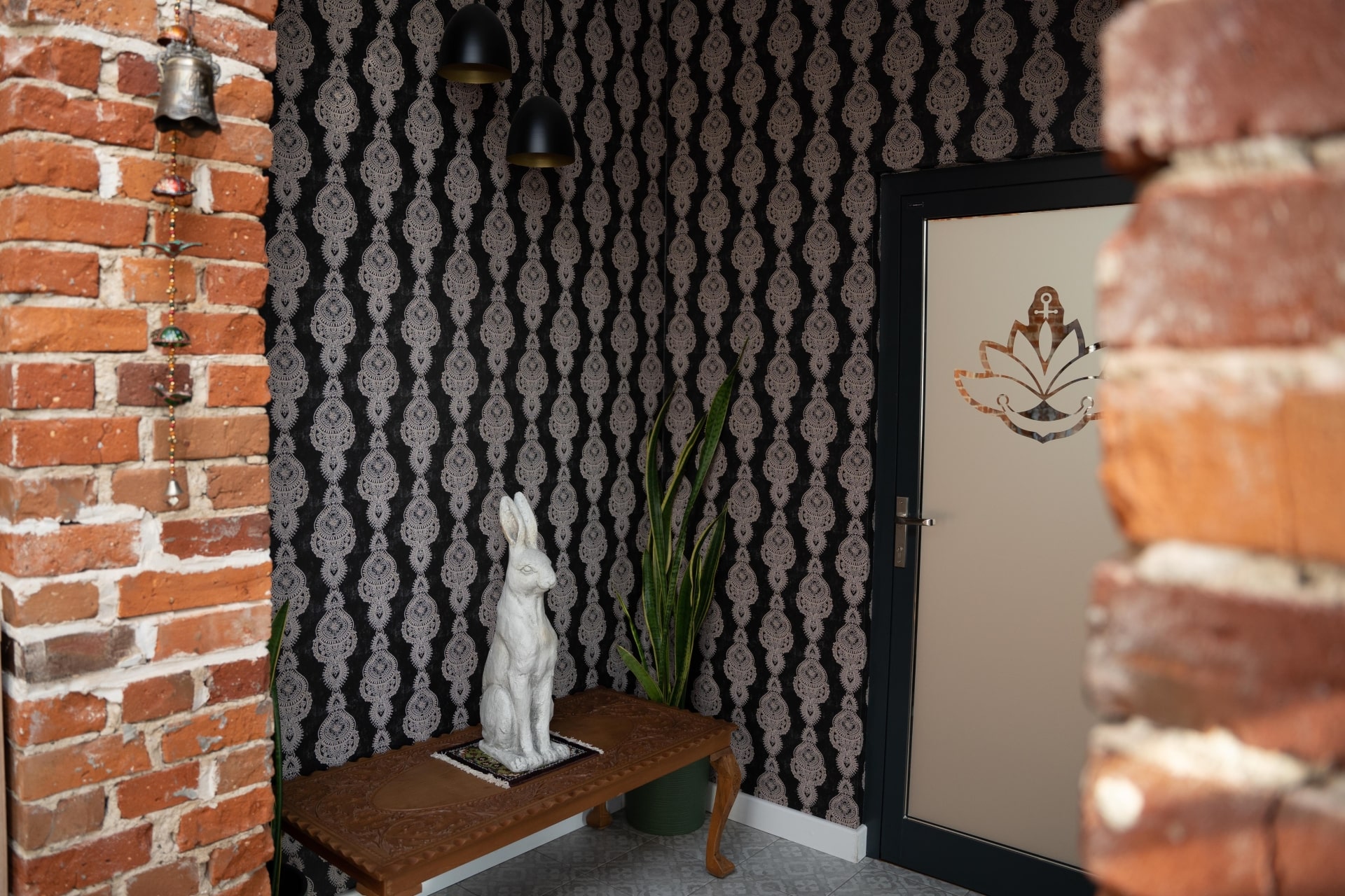 Wejście do studia Yoga Corner