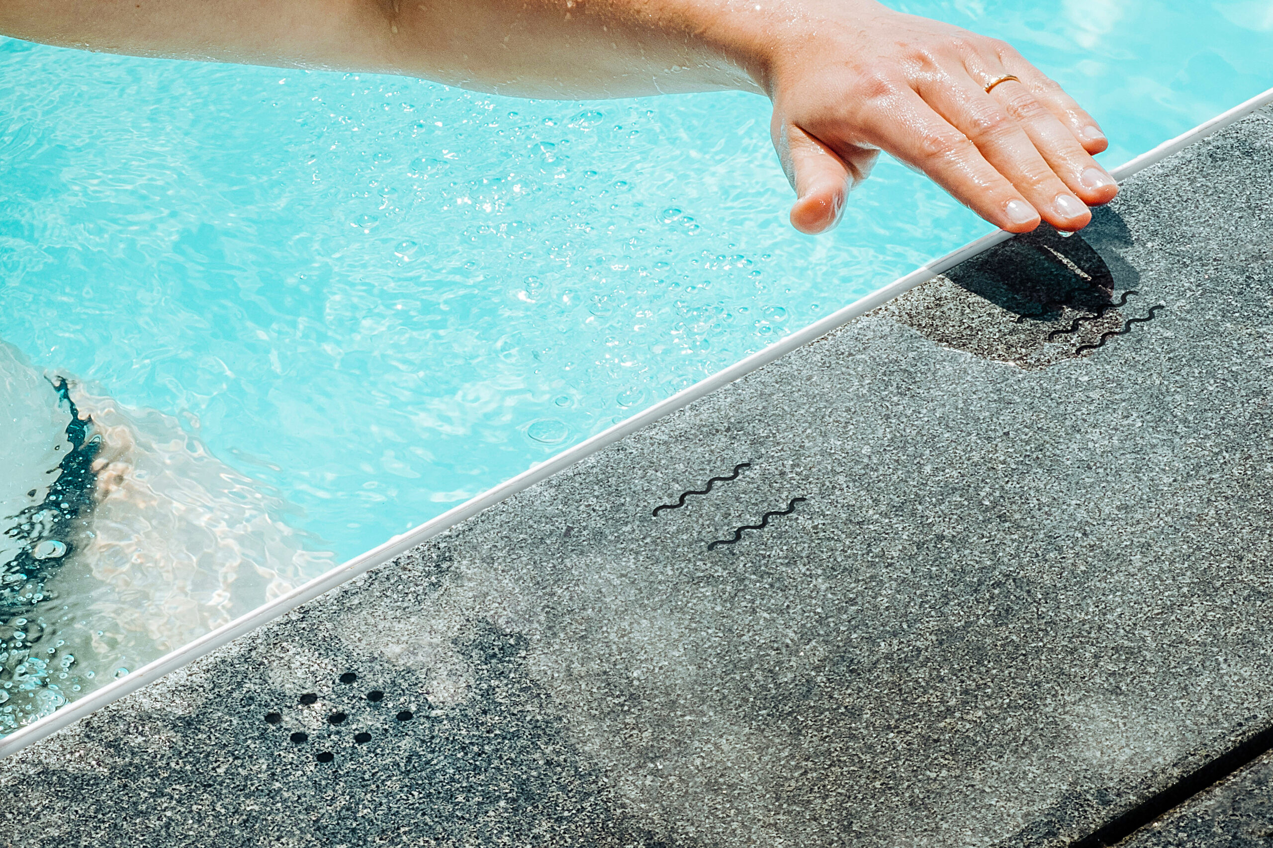 Przycisk Touch Surface