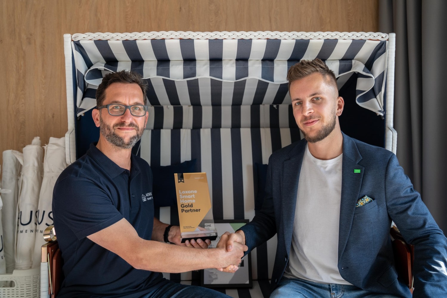 AKMILUS-Gold-Partner-Loxone
