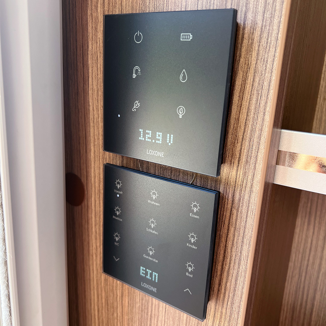 Touch Pure Flex pre ovládanie obytného vozu