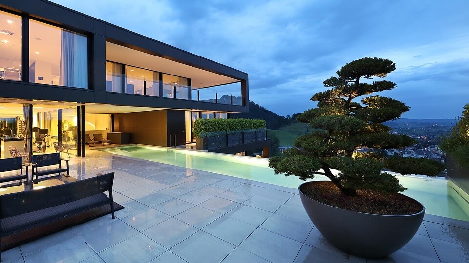 Inteligentné riadenie bazénu s efektívnym energetickým managementom