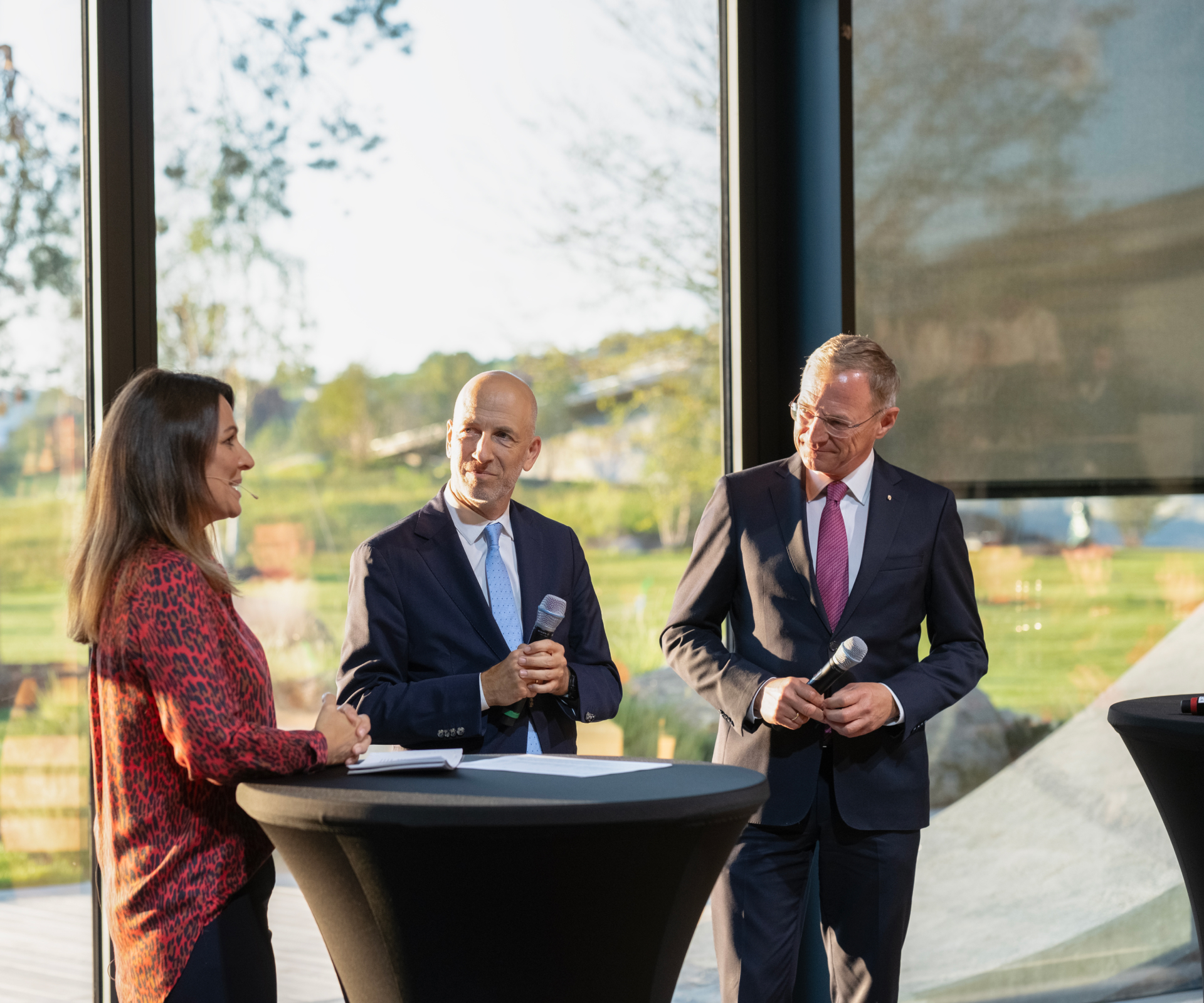 Príhovory zúčastnených