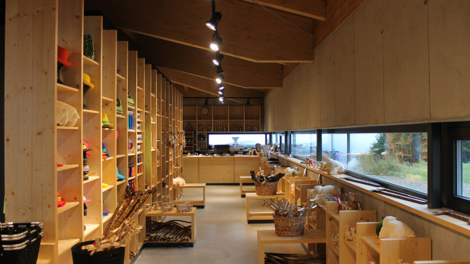 Obchod so suvenírmi