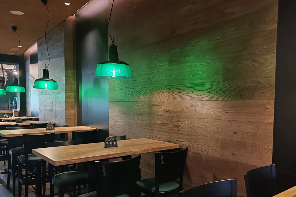 Interiér reštaurácie. (Foto: Plzeňka u Staré radnice)