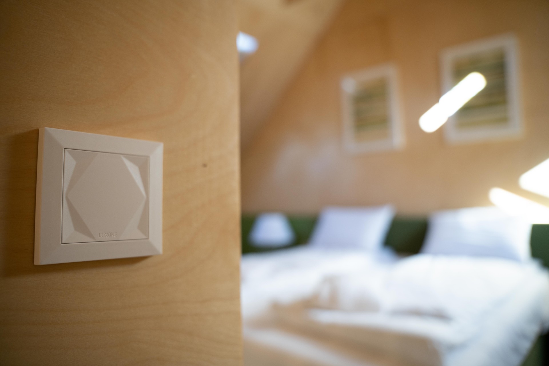 Loxone akıllı ev kontrol dokunmatik düğmesi