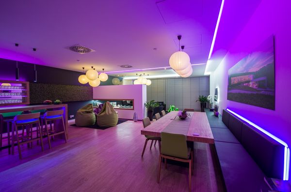 Loxone teknolojisine sahip bir oda